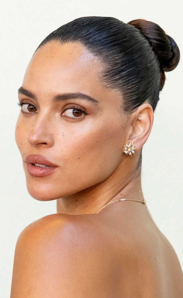 Adria Arjona