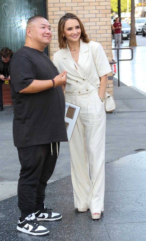 Rachael Leigh Cook in a White Pantsuit