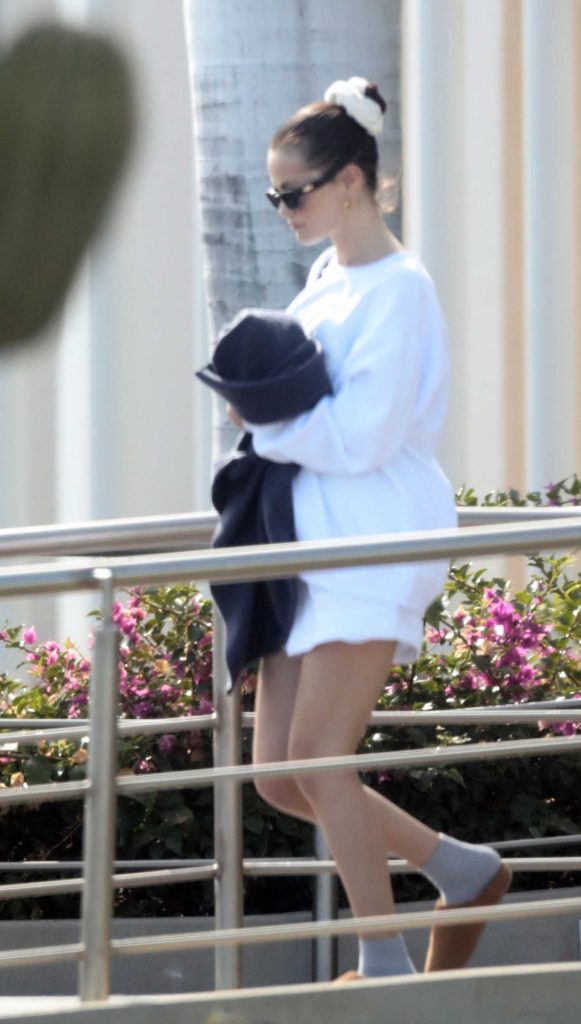 Selena Gomez in a White Sweatshirt