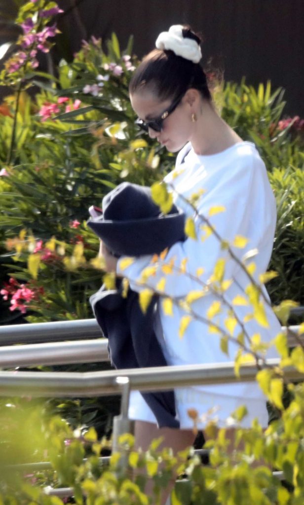 Selena Gomez in a White Sweatshirt