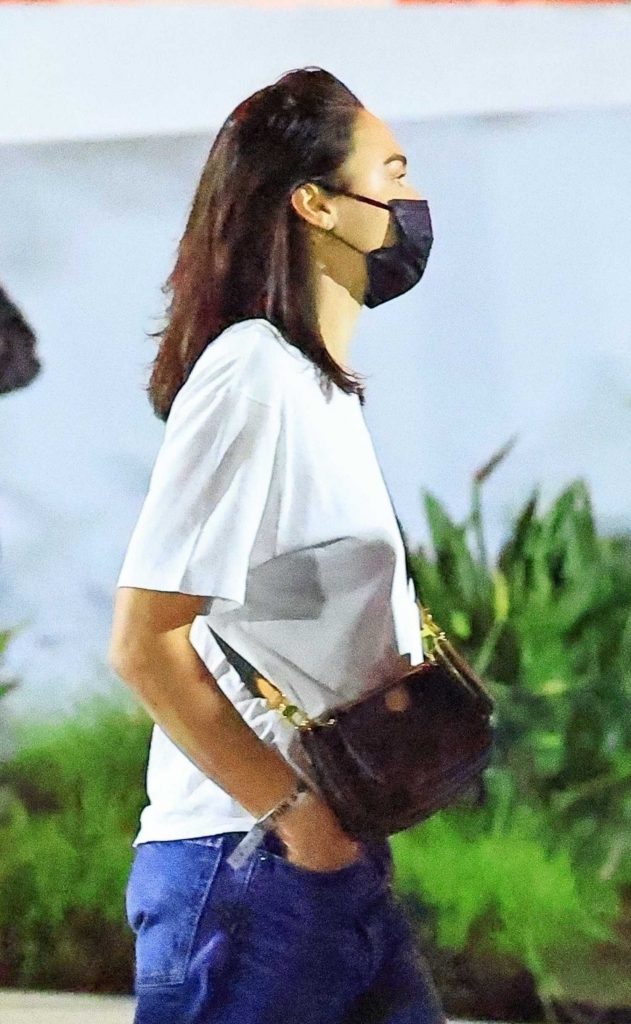 Gal Gadot in a White Tee
