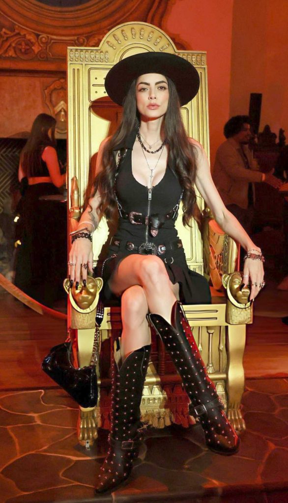 LeeAnna Vamp