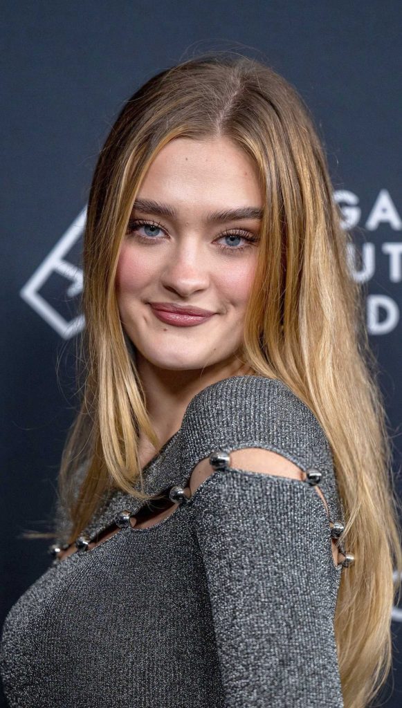 Lizzy Greene