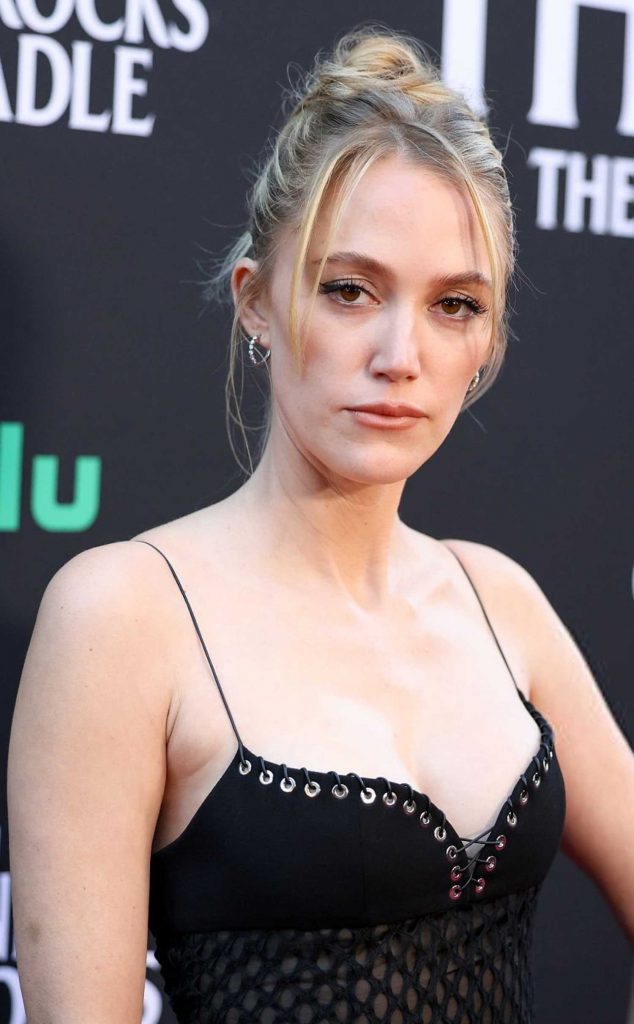 Maika Monroe