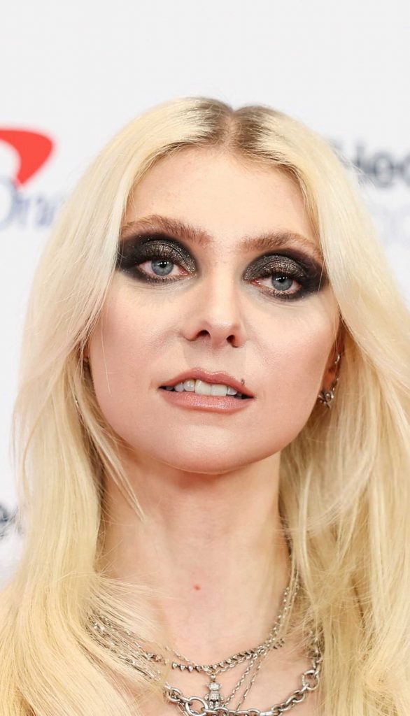 Taylor Momsen