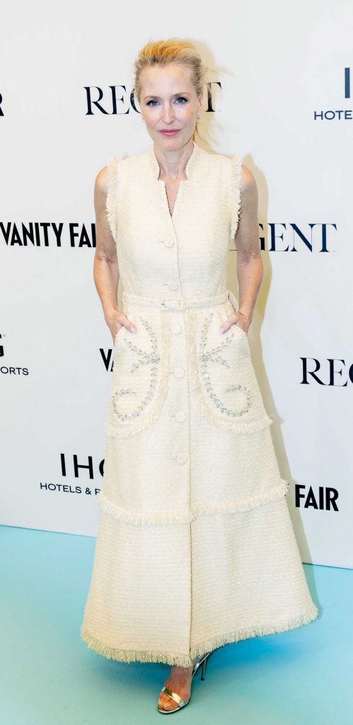 Gillian Anderson