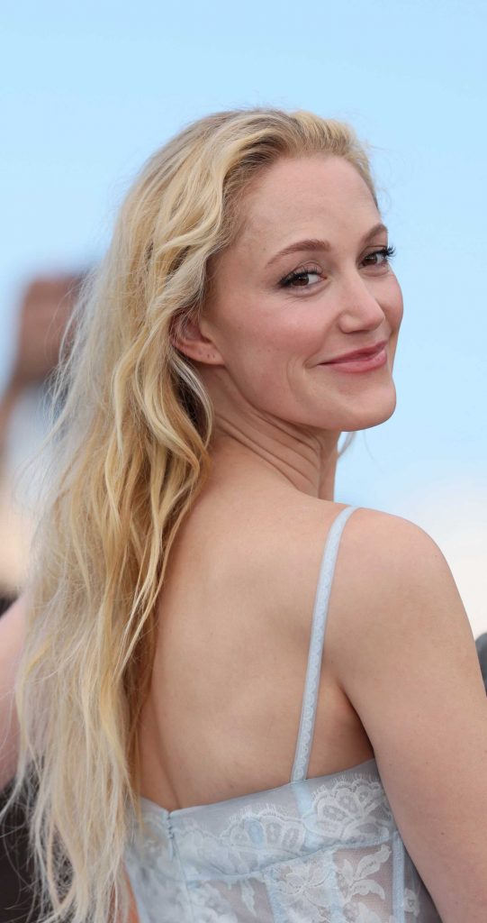 Maika Monroe