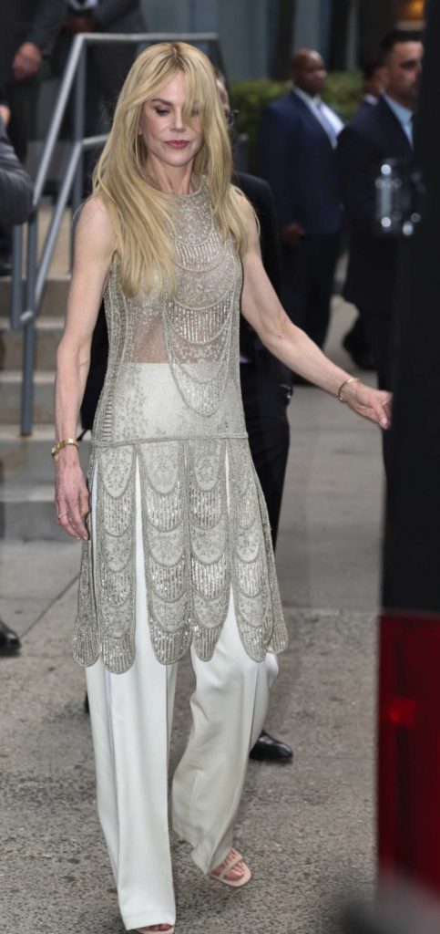 Nicole Kidman in a Beige Ensemble