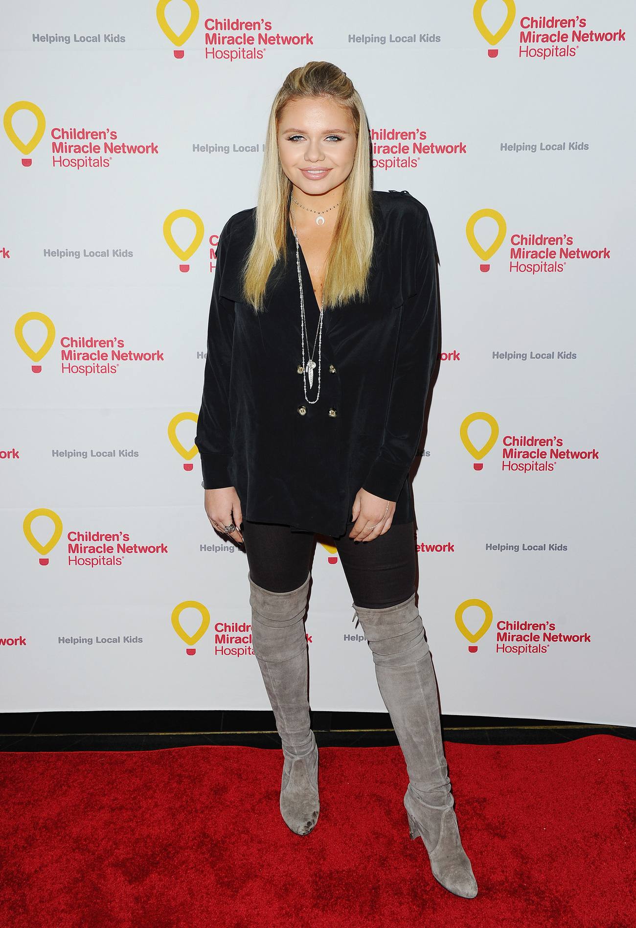 Alli Simpson arrives at Childrens Miracle Network Hospitals Winter Wonderland Ball