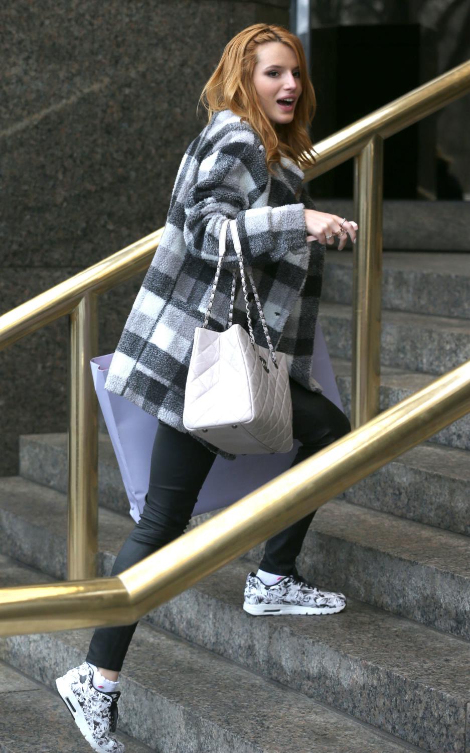 Bella Thorne Wears Hot Outfit In Nyc Celeb Donut