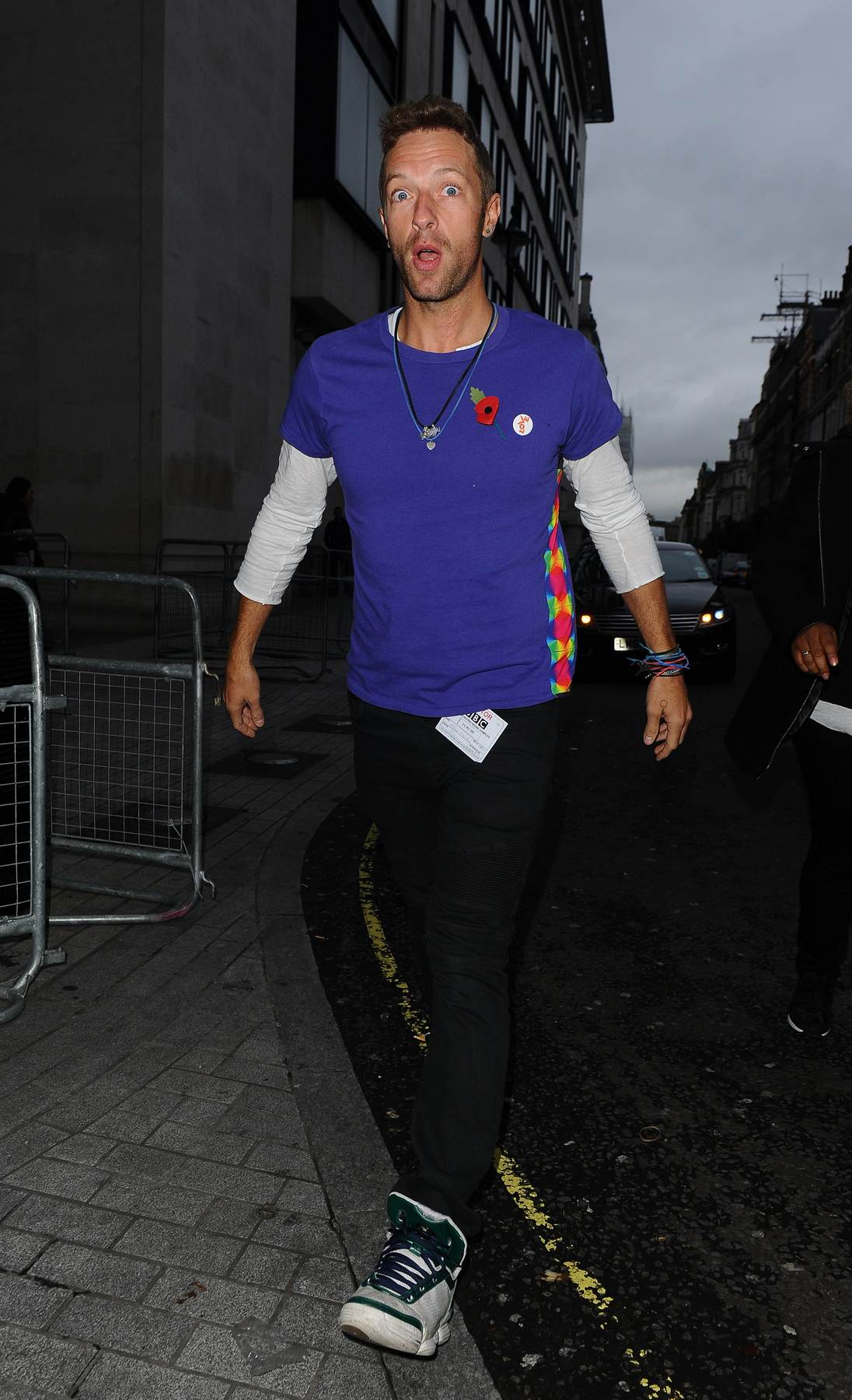 Chris Martin Seen at Radio in London ; Chris Wrote A Song of Jennifer ...