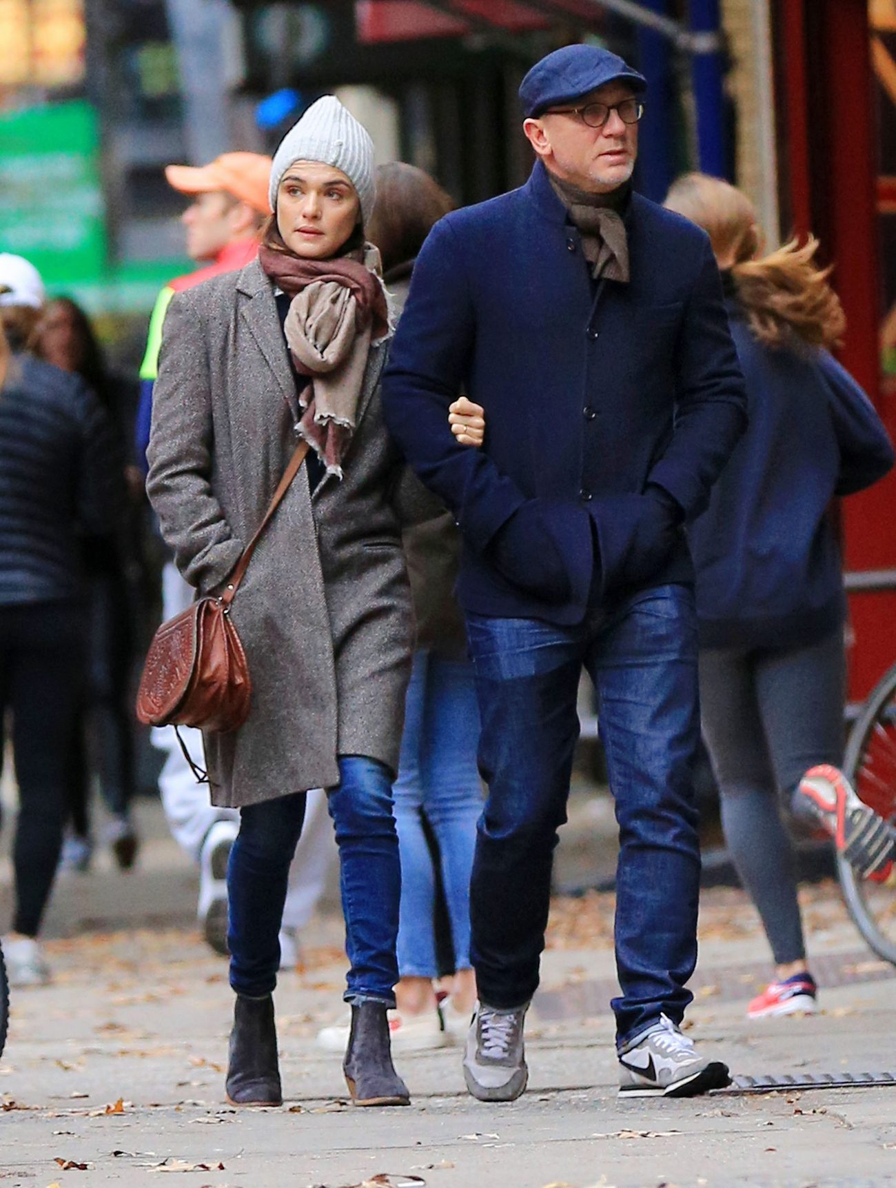 Daniel Craig and Rachel Weisz Romantic Stroll in NYCrd