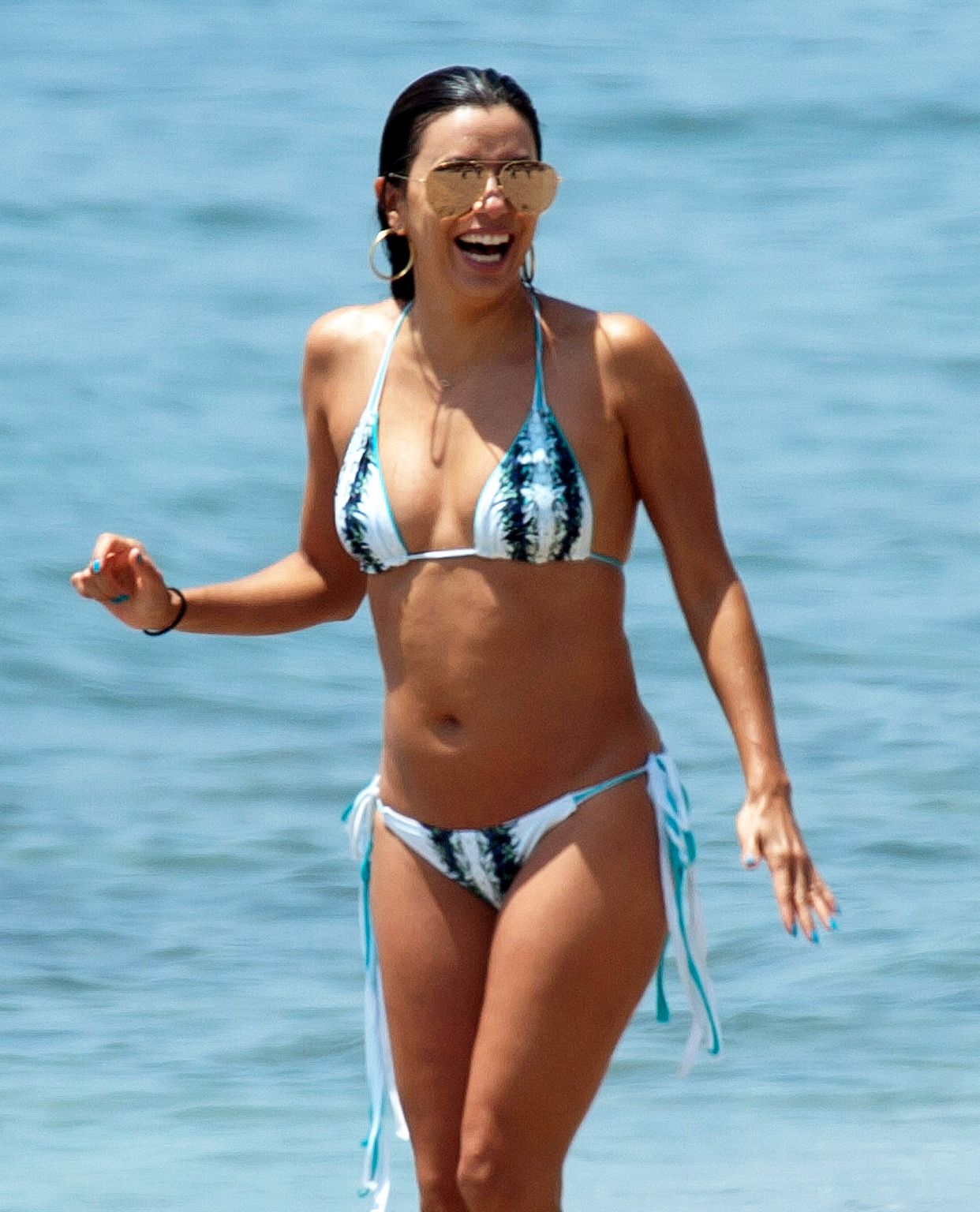 Eva Longoria Shows Off Bikini Body In Marbella Spain Celeb Donut