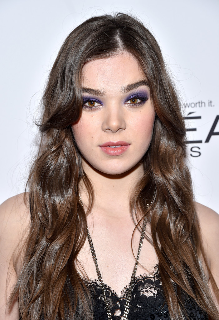 Hailee Steinfeld for DJ Night Hosted by Vanity Fair event – Celeb Donut