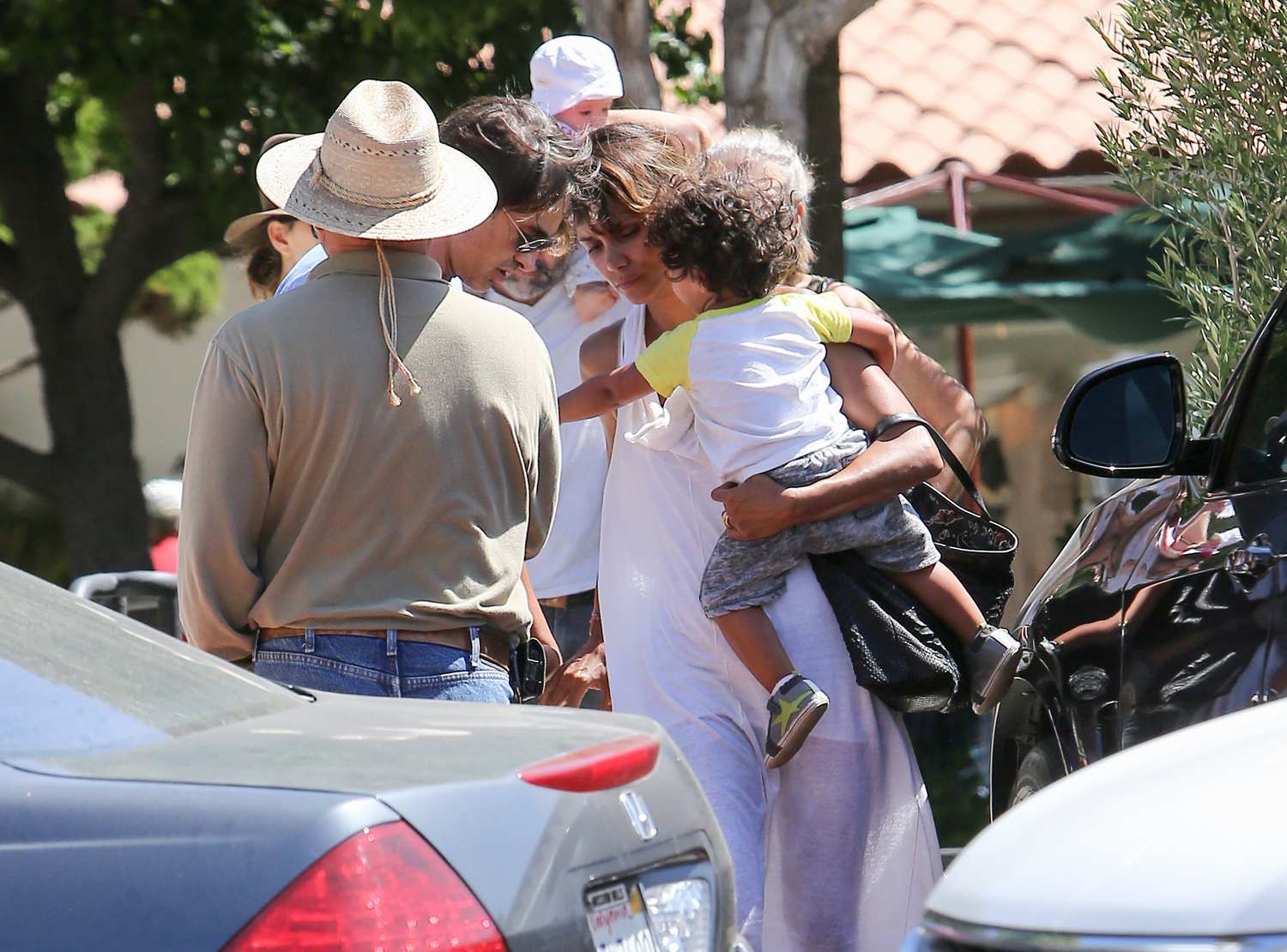 Halle Berry and Olivier Martinez Take Nahla and Maceo For Family Lunch ...