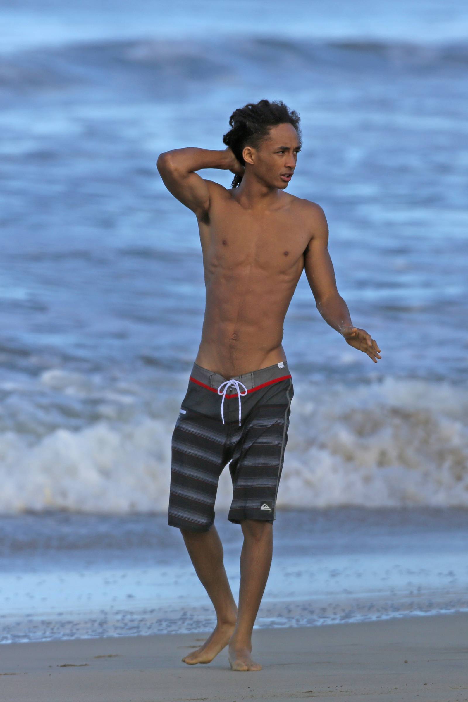 Jaden Smith Shows Off Six Pack Abs During Smiths Beach Holiday