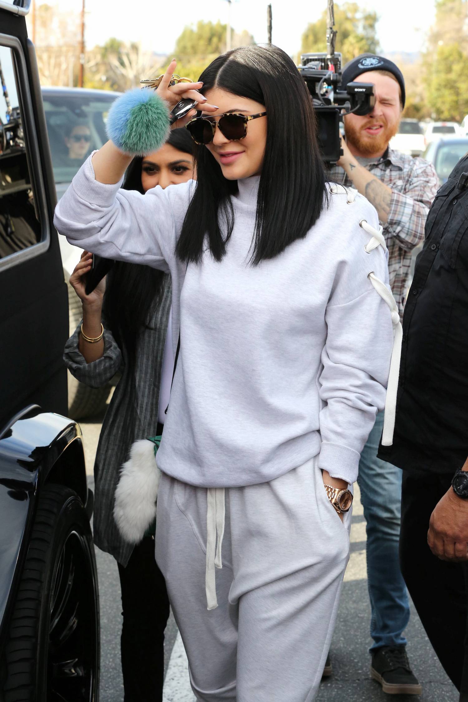 Kylie Jenner, Kourtney and Khloe Kardashian Shooting Scenes in ...