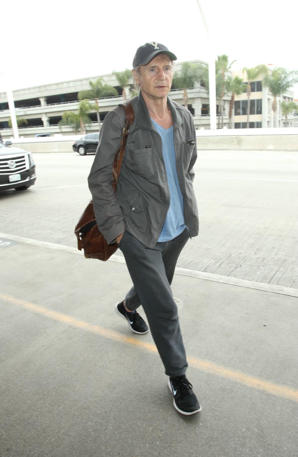 Liam Neeson Spotted at LAX Airport – Celeb Donut
