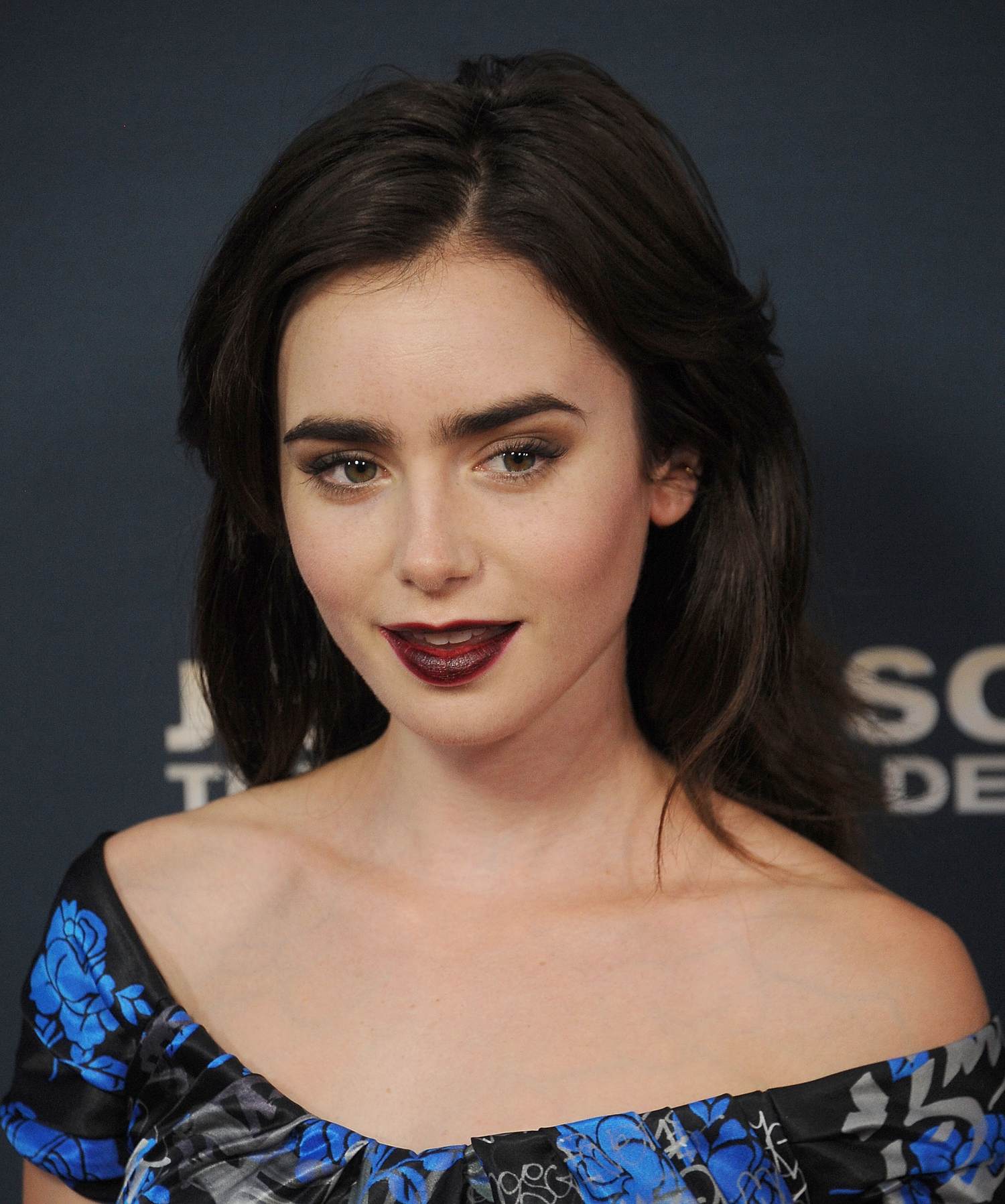 Lily Collin – Celeb Donut