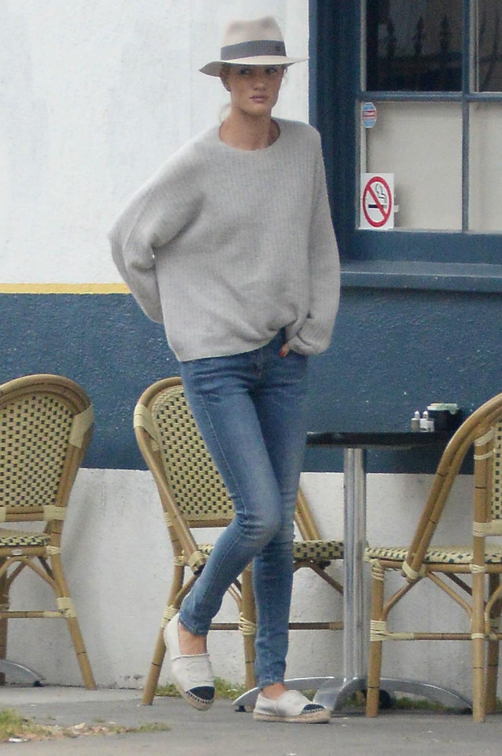 Rosie Huntington Whiteley and Jason Statham Out for Breakfast