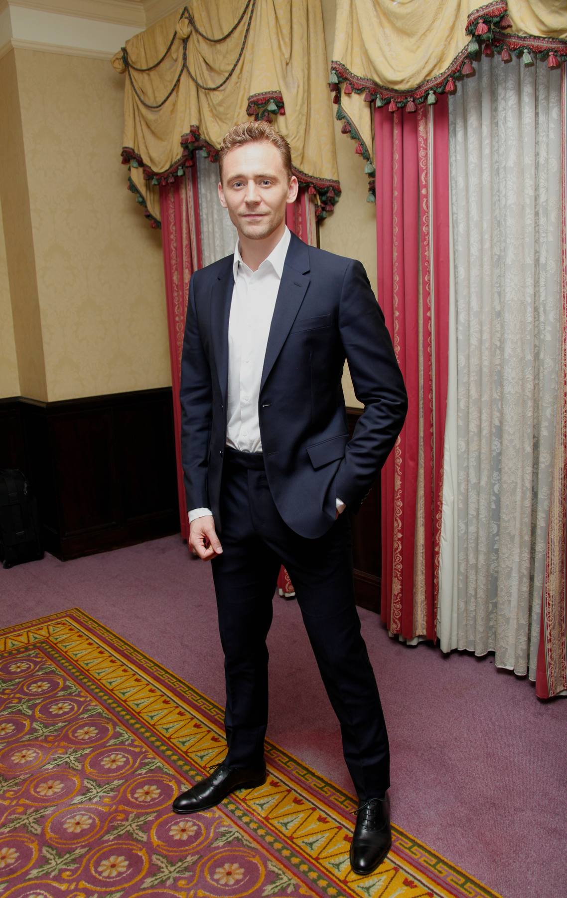 Tom Hiddleston Looks Handsome at I Saw The Light Photocall-3